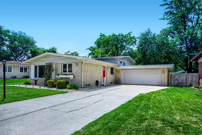 510 N Park Drive, Glenwood, IL 60425 - Photo 2