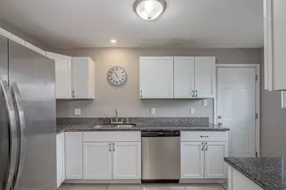 100 Fairwood Drive, Bolingbrook, IL 60440 - Photo 10