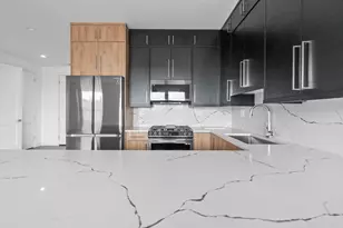 3008 W Belmont Ave, Chicago, IL 60618 - Photo 8