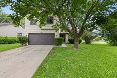 983 Valleyview Drive, Bartlett, IL 60103 - Photo 1