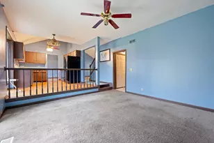 983 Valleyview Dr, Bartlett, IL 60103 - Photo 14