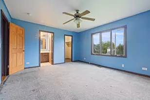 983 Valleyview Dr, Bartlett, IL 60103 - Photo 18