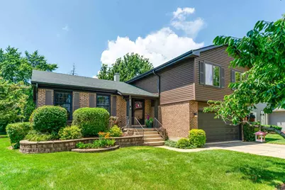 820 Long Meadow Drive, Schaumburg, IL 60193 - Photo 2
