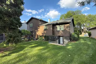 820 Long Meadow Dr, Schaumburg, IL 60193 - Photo 48