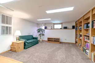 820 Long Meadow Dr, Schaumburg, IL 60193 - Photo 30