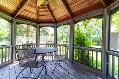 820 Long Meadow Drive, Schaumburg, IL 60193 - Photo 34