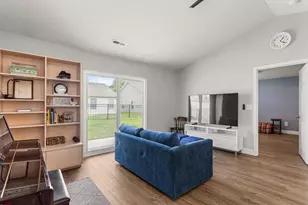 706 Corey Ln, Champaign, IL 61822 - Photo 16