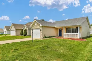 706 Corey Ln, Champaign, IL 61822 - Photo 2