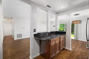 6S080 Park Meadow Dr, Naperville, IL 60540 - Photo 10