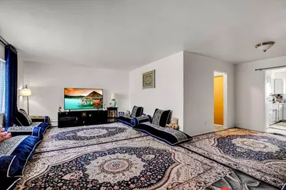 3441 W Bryn Mawr Avenue #1E, Chicago, IL 60659 - Photo 2