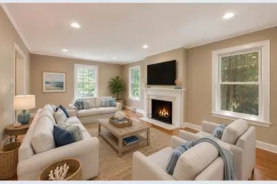 931 Pontiac Road, Wilmette, IL 60091 - Photo 2
