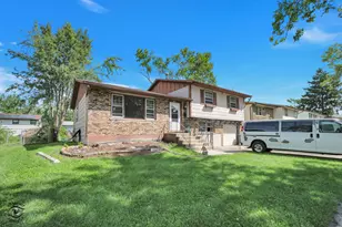 1763 225th Pl, Sauk Village, IL 60411 - Photo 2