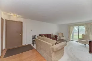 504 Elizabeth Dr, Wood Dale, IL 60191 - Photo 6
