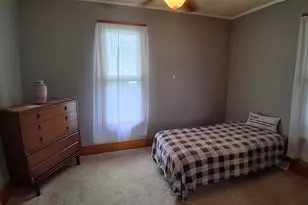 112 E 6th St, Kewanee, IL 61443 - Photo 28