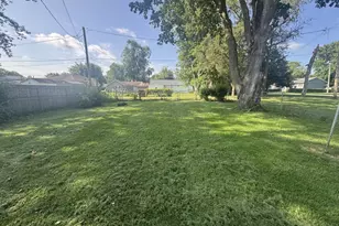 1213 W 16th St, Rock Falls, IL 61071 - Photo 6
