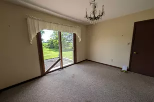 201 Meadow Ln, Monroe Center, IL 61052 - Photo 8