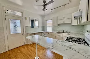 2047 N Lavergne Ave, Chicago, IL 60639 - Photo 8