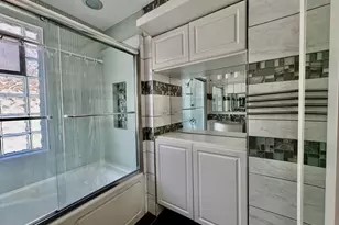 2047 N Lavergne Ave, Chicago, IL 60639 - Photo 18