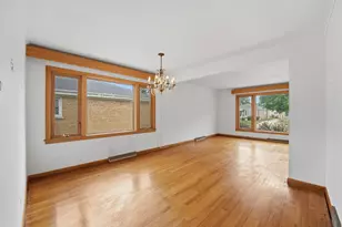 4847 N Sayre Ave, Chicago, IL 60656 - Photo 10