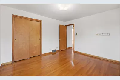 4847 N Sayre Avenue, Chicago, IL 60656 - Photo 22