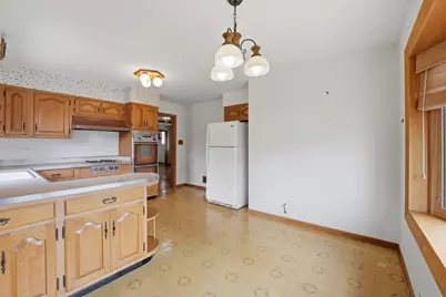 4847 N Sayre Avenue, Chicago, IL 60656 - Photo 16