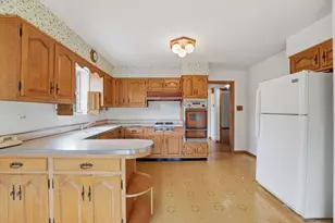 4847 N Sayre Ave, Chicago, IL 60656 - Photo 12