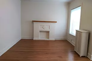705 W Cornelia Ave, Chicago, IL 60657 - Photo 2