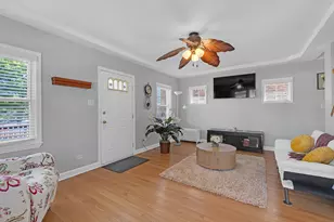 6548 N Sayre Ave, Chicago, IL 60631 - Photo 4