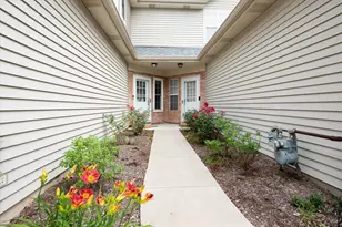 112 Golfview Dr, Glendale Heights, IL 60139 - Photo 4