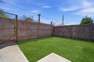 3505 W Le Moyne St, Chicago, IL 60651 - Photo 32