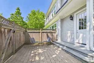 1050 Spruce St, Winnetka, IL 60093 - Photo 36