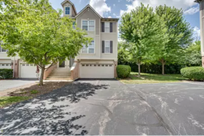 3355 Kentshire Circle #3355, Aurora, IL 60504 - Photo 2
