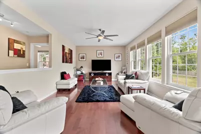 1225 Mallard Lane, Hoffman Estates, IL 60192 - Photo 6
