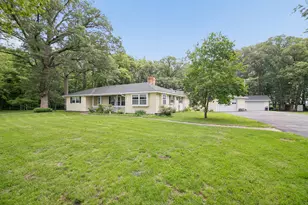 2445 N 5000 W Rd, Kankakee, IL 60901 - Photo 1