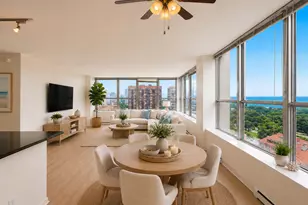 655 W Irving Park Rd, Chicago, IL 60613 - Photo 6