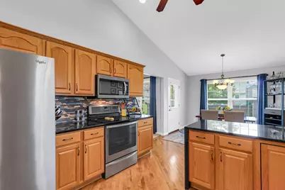 905 Bluegrass Lane, Champaign, IL 61822 - Photo 20
