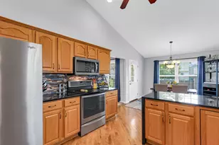 905 Bluegrass Ln, Champaign, IL 61822 - Photo 20