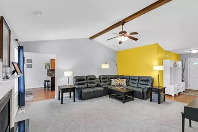 905 Bluegrass Lane, Champaign, IL 61822 - Photo 14