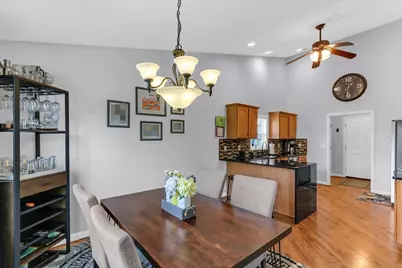 905 Bluegrass Lane, Champaign, IL 61822 - Photo 16