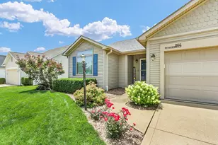 905 Bluegrass Ln, Champaign, IL 61822 - Photo 6