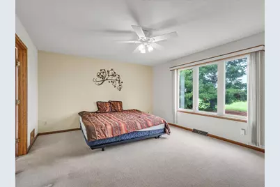 13033 Springhill Drive, Winnebago, IL 61088 - Photo 12