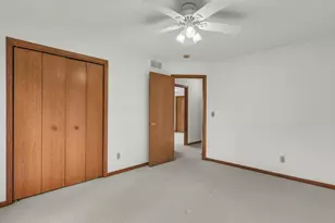 13033 Springhill Dr, Winnebago, IL 61088 - Photo 22