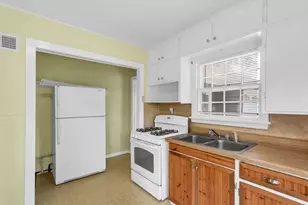 605 S Draper Ave, Champaign, IL 61821 - Photo 12
