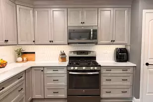 300 Savoy Dr, Shorewood, IL 60404 - Photo 16