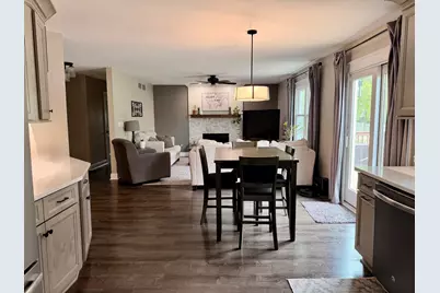 300 Savoy Drive, Shorewood, IL 60404 - Photo 18