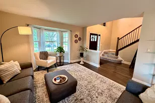 300 Savoy Dr, Shorewood, IL 60404 - Photo 10