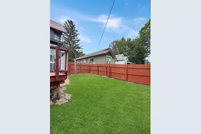 625 W Ringold Street, Freeport, IL 61032 - Photo 26
