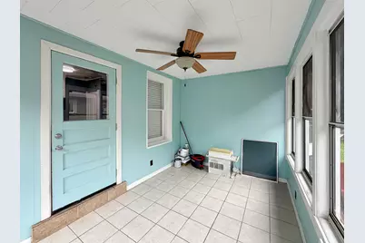 625 W Ringold Street, Freeport, IL 61032 - Photo 16