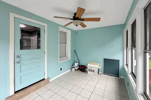 625 W Ringold St, Freeport, IL 61032 - Photo 16