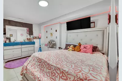 7807 S Evans Avenue, Chicago, IL 60619 - Photo 22